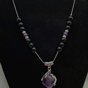 שרשרת כתר הלילה